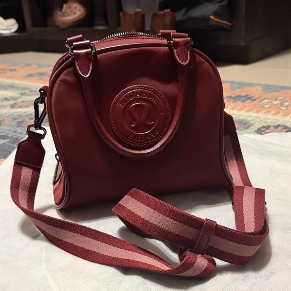 lululemon athletica Handbags - Lululemon Athletica Burgundy Crossbody Bag